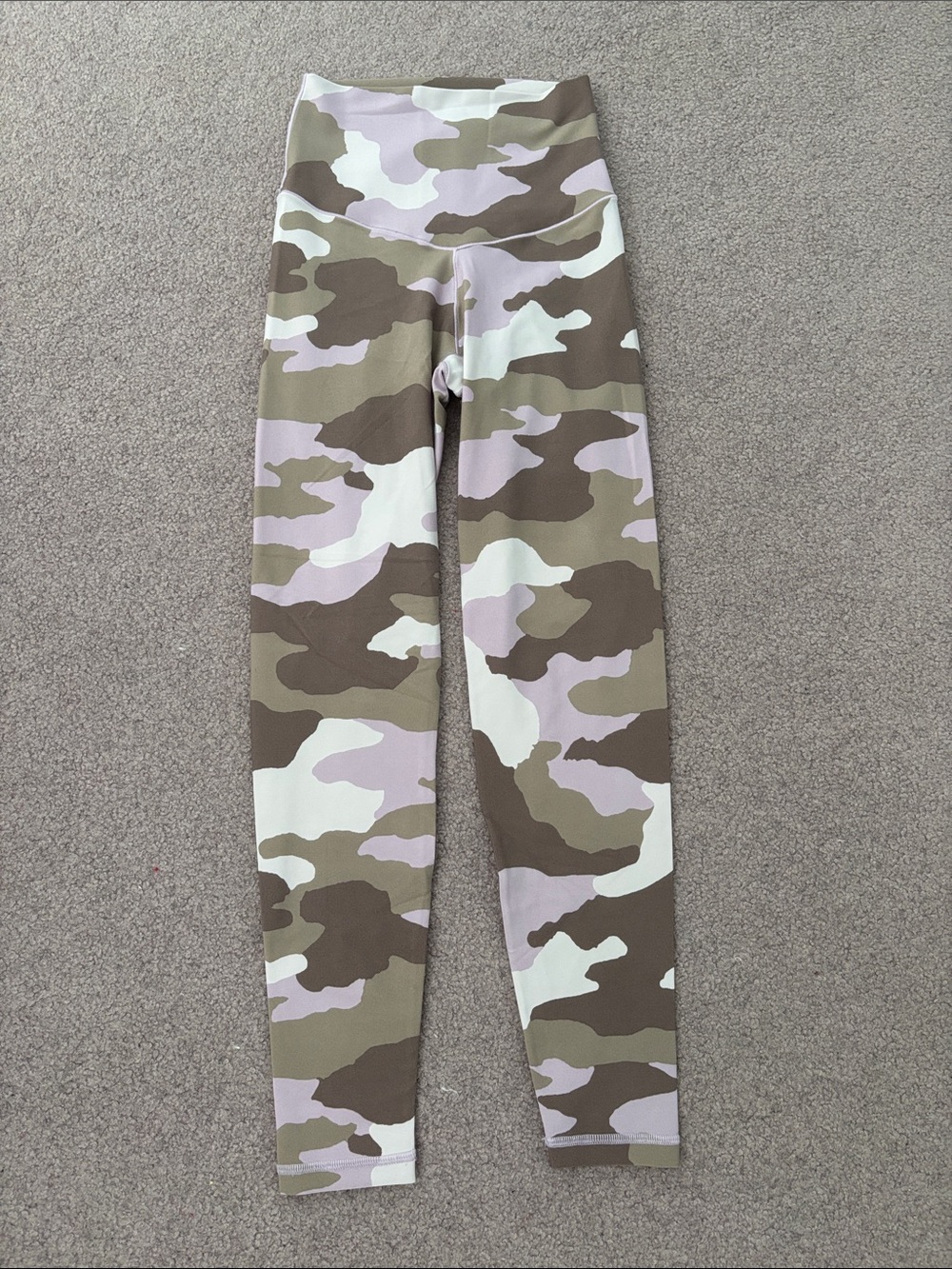 Offline Aerie Size XS Camo Leggings in Olive, Taupe, Light Pink